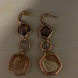 Kendra Scott drop earrings